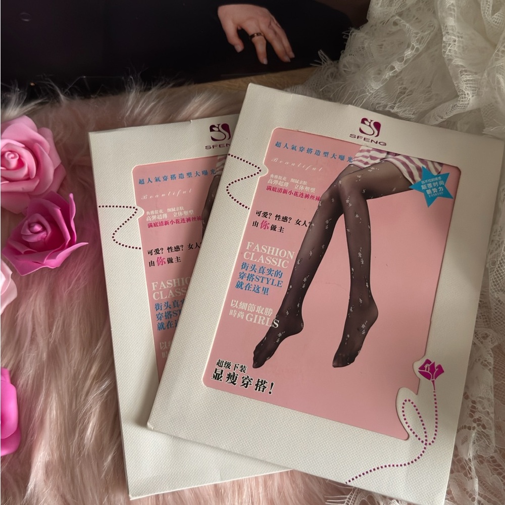 Sheer Floral Black Patterned Tights